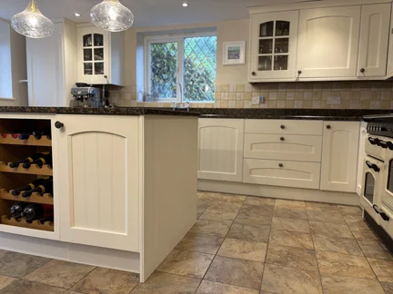 Hand Painted Kitchen Bringsty Common, Herefordshire Hand Painted Kitchen Bringsty Common, Herefordshire