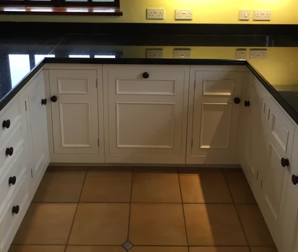 Harvey Jones, kitchen painting West Midlands Harvey Jones, kitchen painting West Midlands