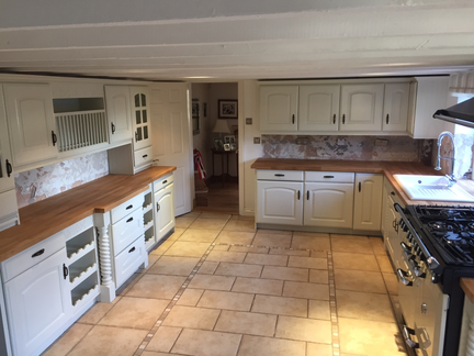 Hand Painted Kitchen Bournheath, Worcestershire