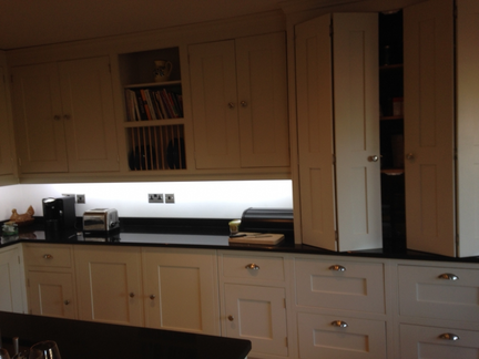 Hand Painted Kitchen Dorstone, Herefordshire Hand Painted Kitchen Dorstone, Herefordshire