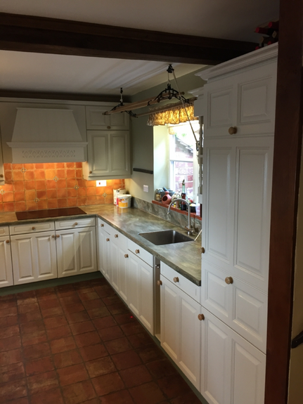 Hand Painted Kitchen Knightwick, Worcestershire Hand Painted Kitchen Knightwick, Worcestershire