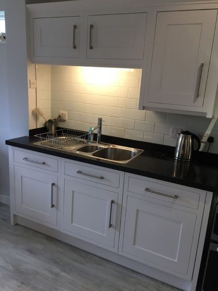 Hand Painted Kitchen Bournville - Birmingham Hand Painted Kitchen Bournville - Birmingham